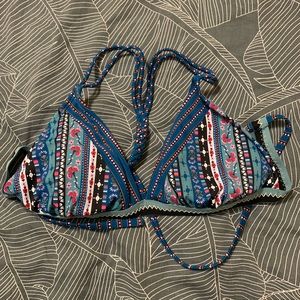 ☀️Xhilaration bikini top NWOT☀️